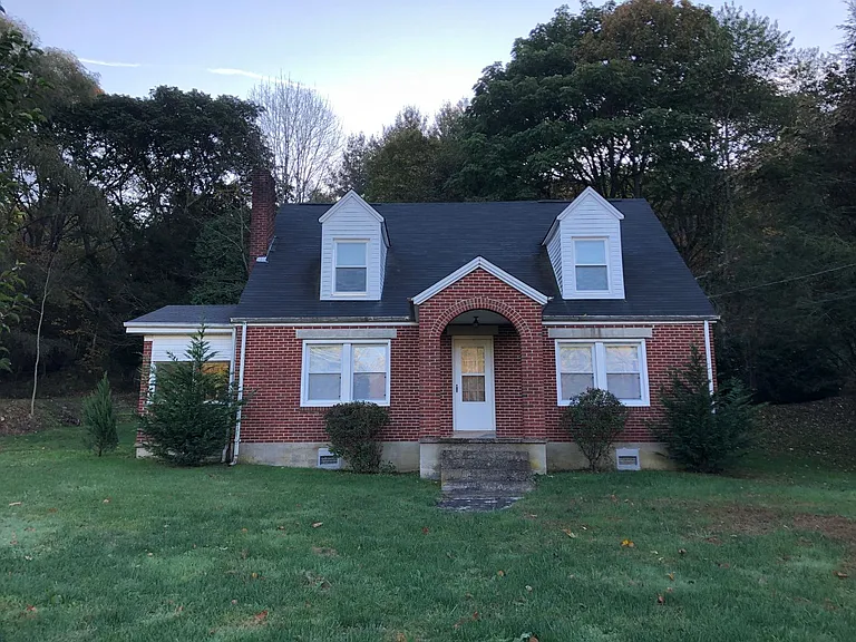 418 Wilson Ridge Rd — Photo 1