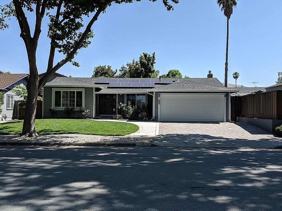 1st image of 1872 Camargo Dr