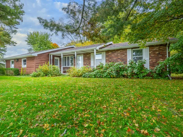 9937 Garr Rd, Berrien Springs, MI 49103