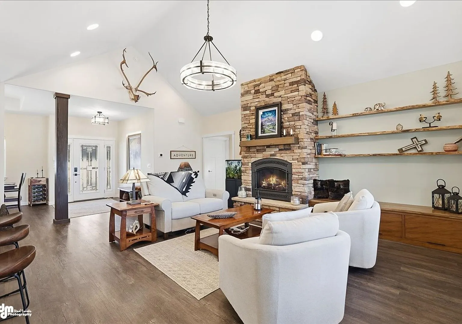Long Term Luxury Rental — Photo 4