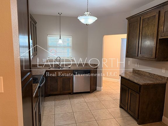 5th image of 4612 Angus Dr