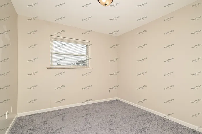 770 Lexington Park — Photo 10
