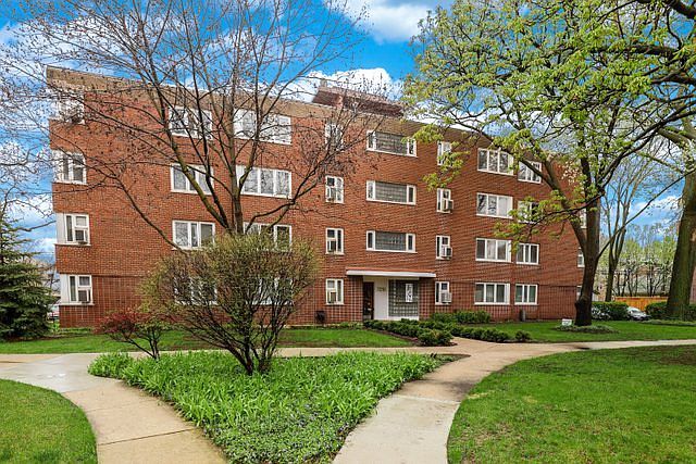 1st image of 7210 S Oak Ave #1SW
