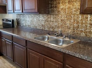 99 Roberts St #2R, Woonsocket, RI 02895