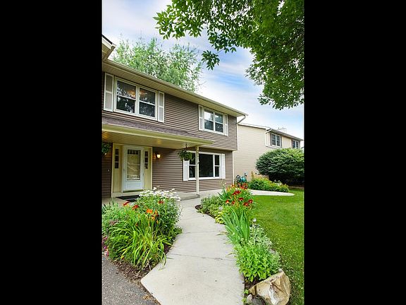 3rd image of 5941 Birchwood St