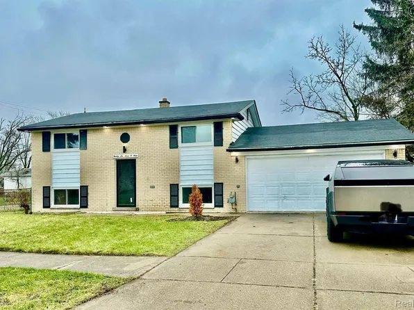 26309 Penn St, Inkster, MI 48141