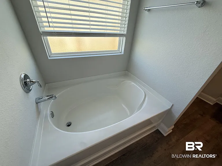 23247 Lieutenant Ave — Photo 14