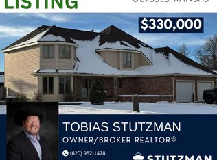 820 N McCall St, Ulysses, KS 67880