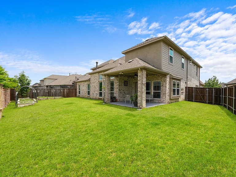 3217 Austin Bayou Trl — Photo 37