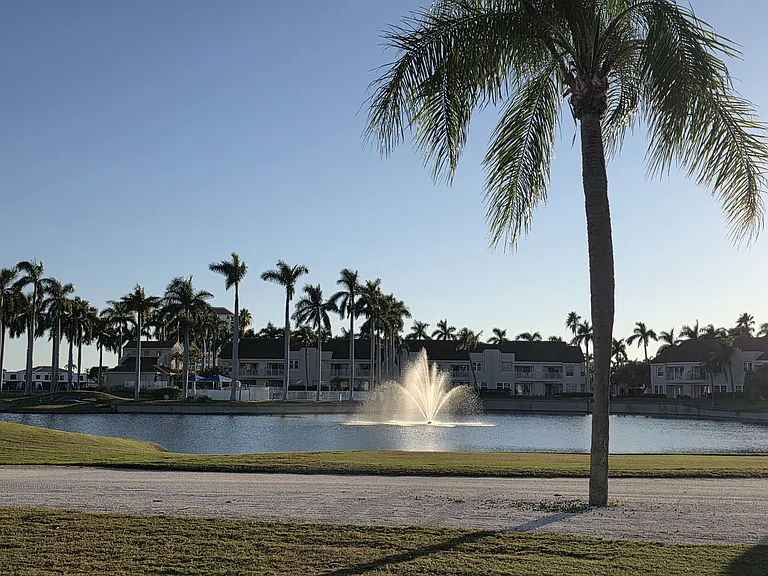 6100 Bahia Del Mar Cir #101 — Photo 45