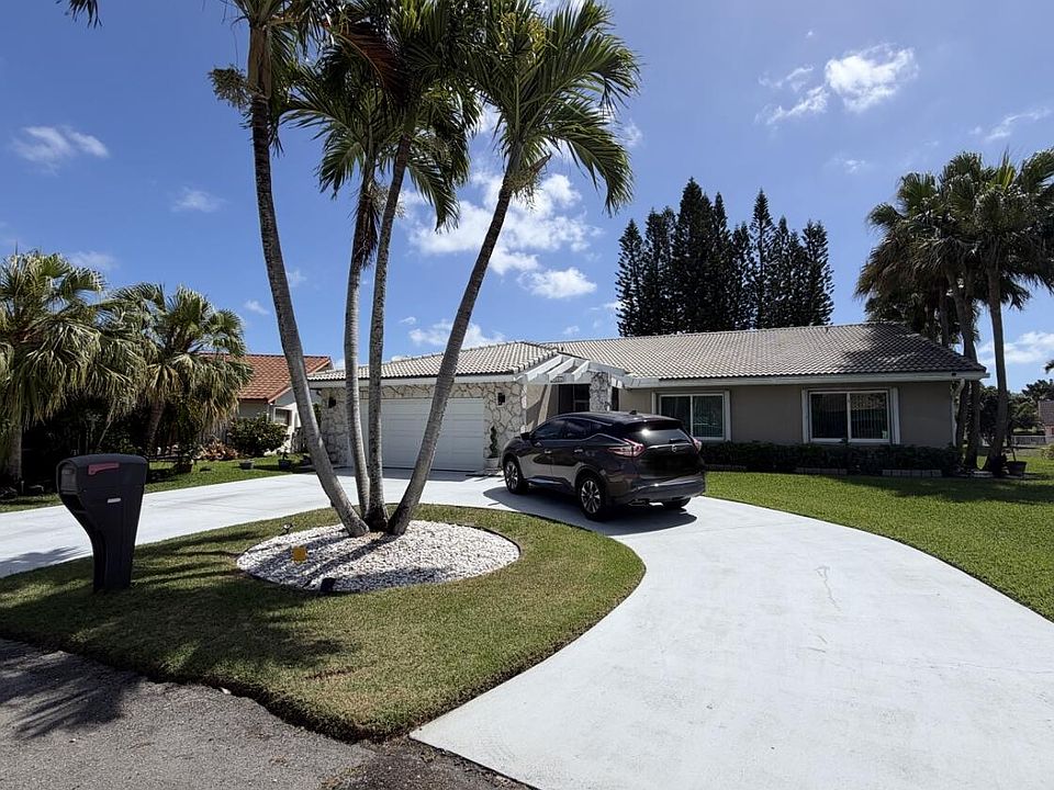 2nd image of 7626 NW 87th Avenue