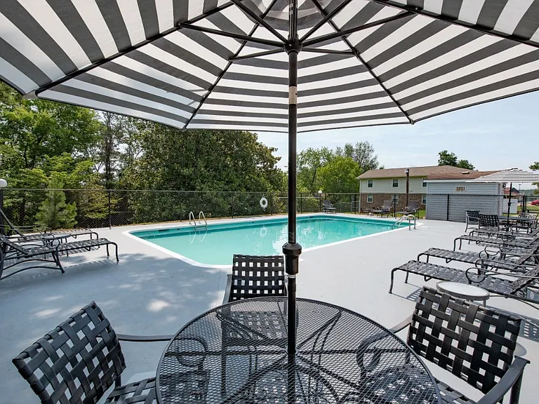 Executive Lodge — Photo 26