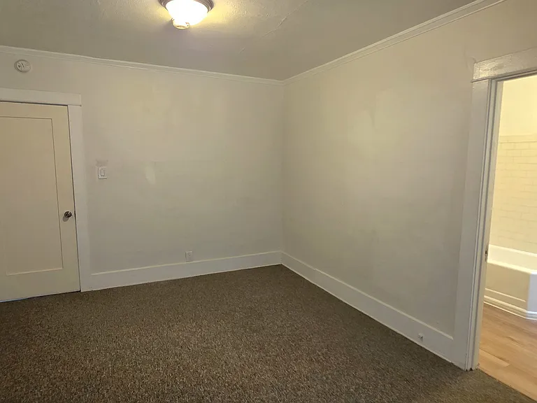 1141 W Gage Ave — Photo 21