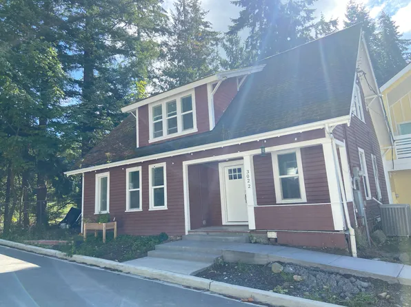 3022 Harrison St, Bellingham, WA 98225