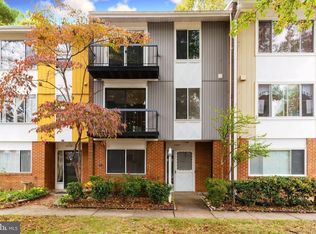 7037 Brocton Ct, Springfield, VA 22150