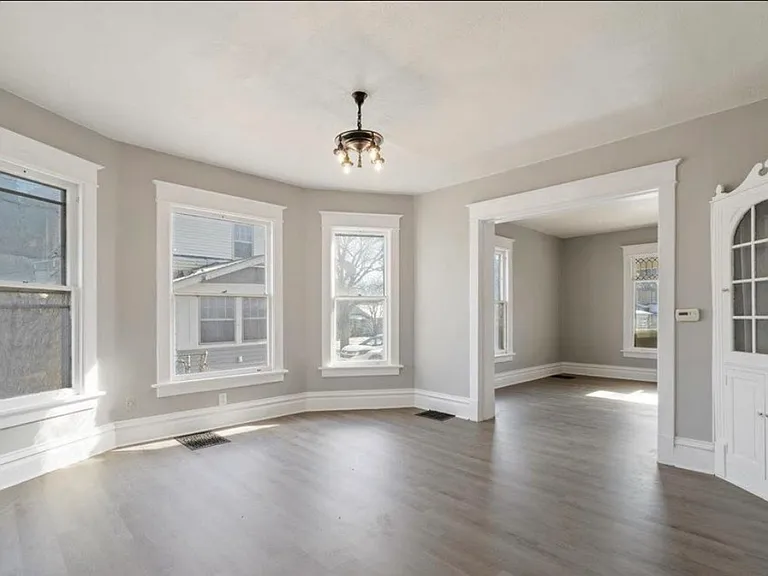 814 E High St #814 — Photo 2