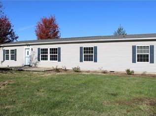 792 N 2145 East Rd, Shelbyville, IL 62565