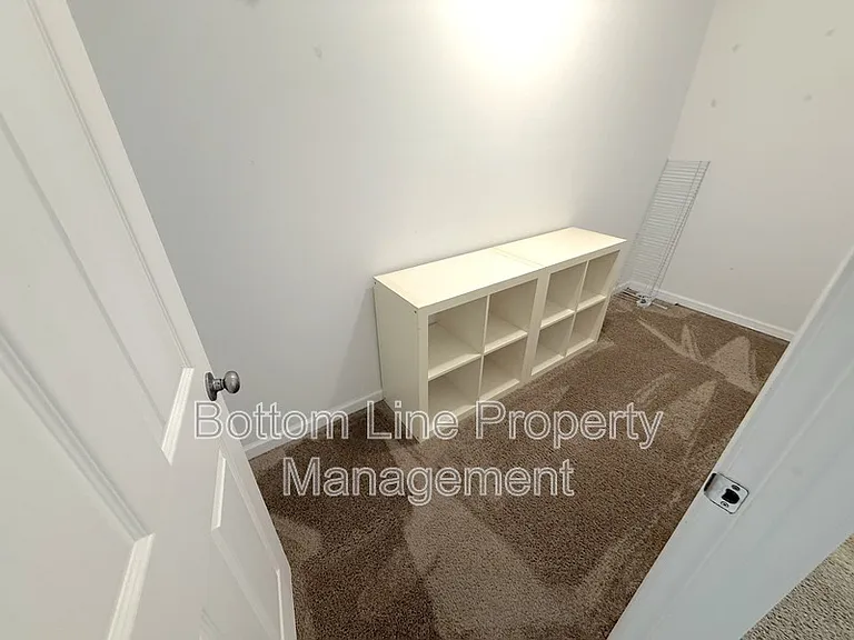 641 Central Dr NW — Photo 12