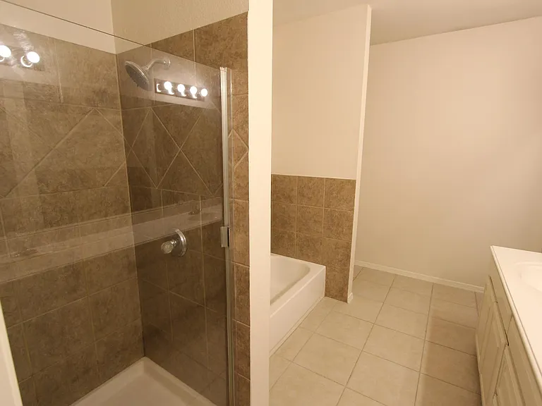 1017 Porter Pl — Photo 13