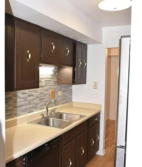 2208 Country Club Dr #26 — Photo 4