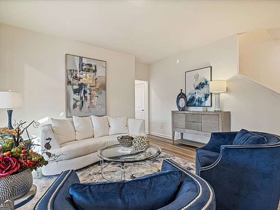 5th image of 1821 Dawn Rd #17