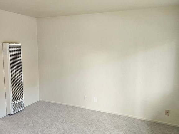 4th image of 422 Redwood Ave #3