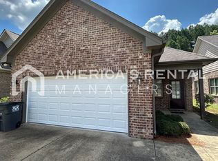 5540 Park Side Rd, Hoover, AL 35244