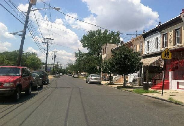 2nd image of 643 Vine St