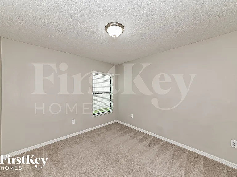 9637 Sage Creek Dr — Photo 14