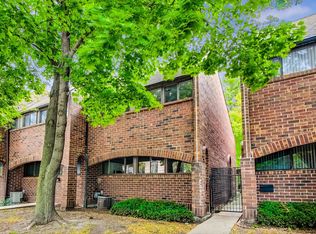 809 S Racine Ave, Chicago, IL 60607