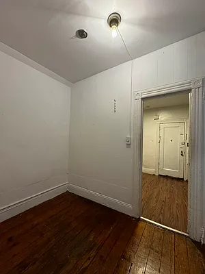 Rented by Oxford Property Group | media 6