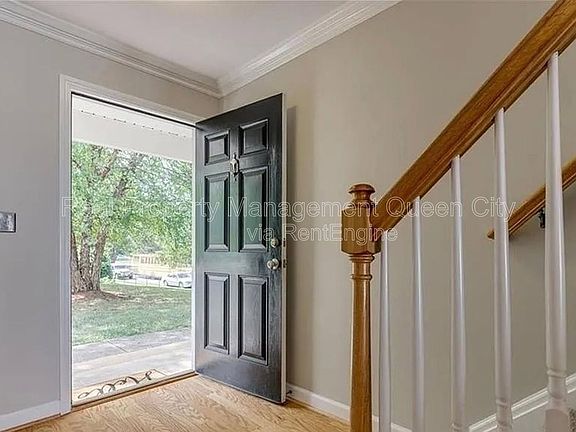 2nd image of 1224 Green Oaks Ln APT B