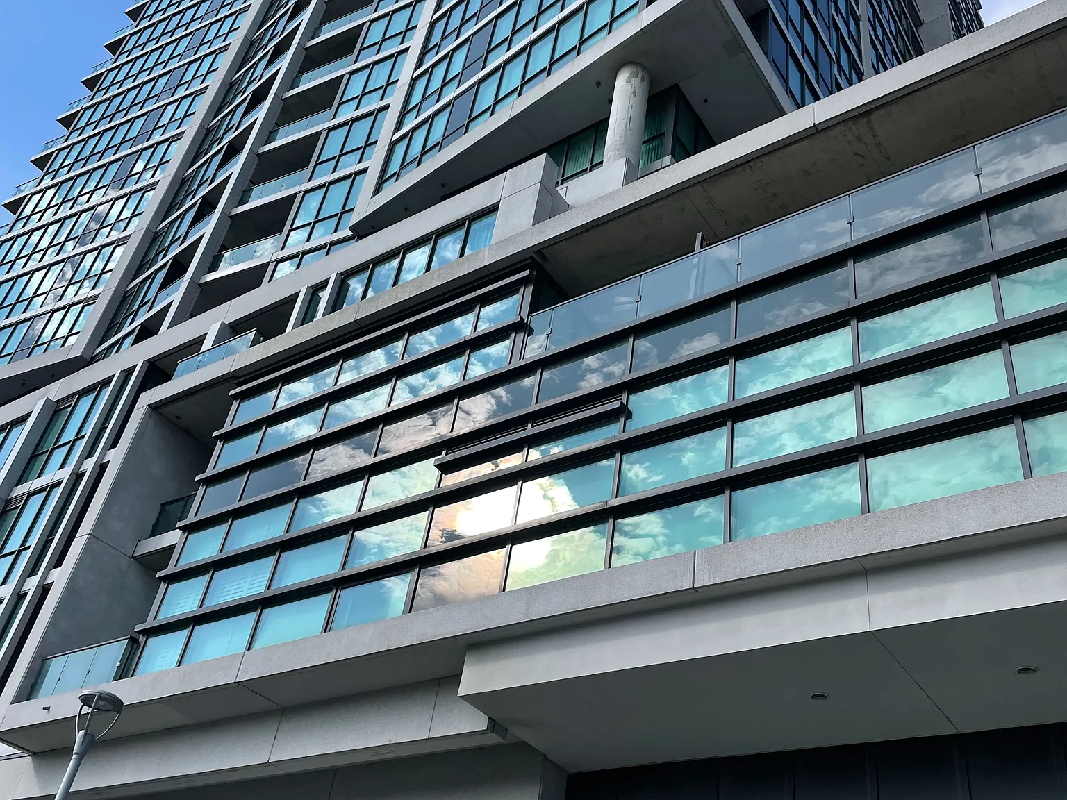 2 bed, $2,800 — Photo 1