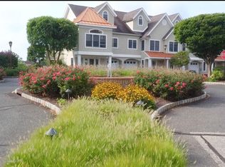 7 Waters Edge, Brielle, NJ 08730