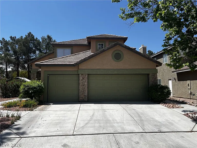 8327 San Ramon Dr — Photo 1