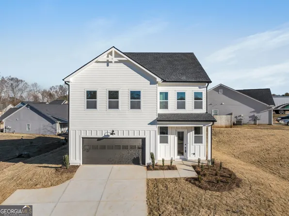 373 Highland Pointe Dr, Alto, GA 30510