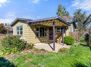 100 Christian Ave, Talent, OR 97540