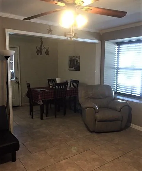 4400 Boyett St #B — Photo 5