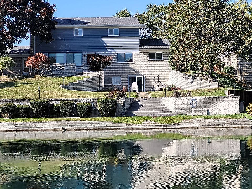 1st image of 54828 Starlite Dr