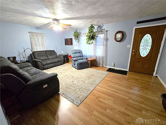 3rd image of 10770 Us Highway 36 W