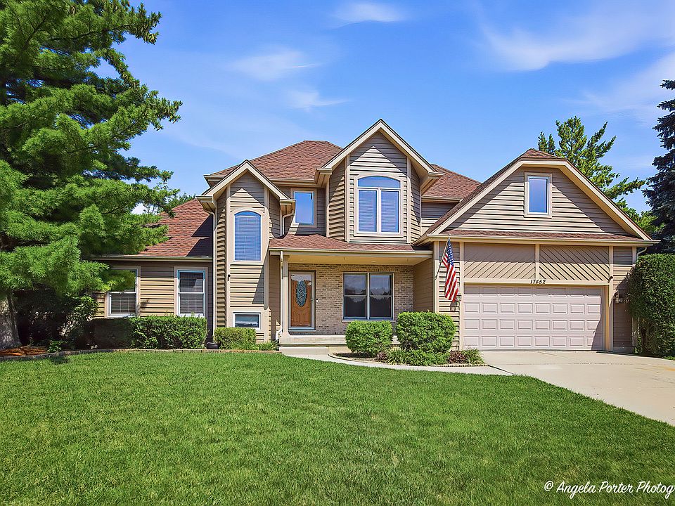 1st image of 17452 W Meadowbrook Dr