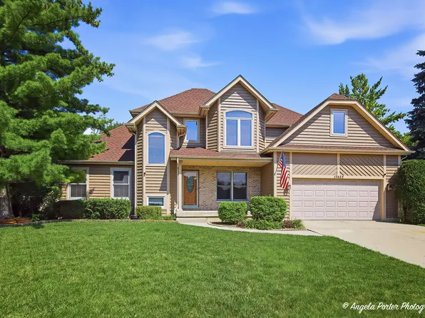 17452 W Meadowbrook Dr, Grayslake, IL 60030