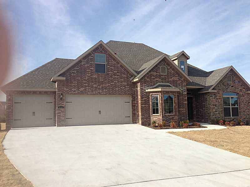 1st image of 2739 Floral Ct