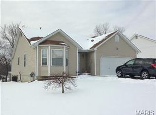 987 Sunset Farms Ct, Saint Charles, MO 63304