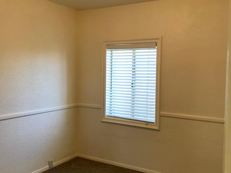 1321 Sapphire Ave — Photo 18