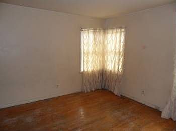 2nd image of 4425 Carmel Ave