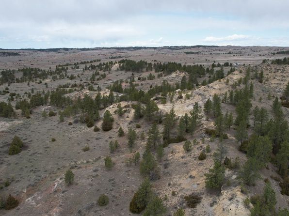 3808 Moon Creek Rd, Miles City, MT 59301