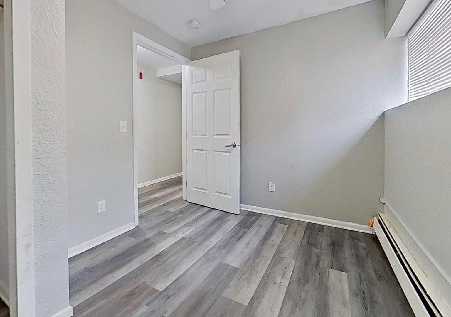 Nicollet Avenue Apartments — Photo 2