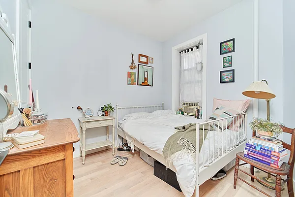 Rented by Living New York | media 9