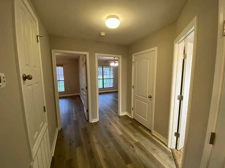 1810 Twin Pine Blvd — Photo 36